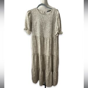 Pretty Garden Dress Womens Size Medium Tan Leopard Print Tiered Puff Sleeve